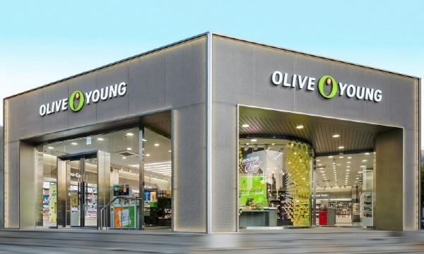 CJ Group sells some of Olive Young’s shares… Will the owners spend money to strengthen their dominance?