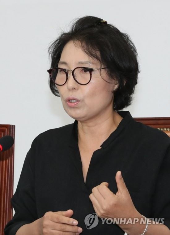 이재명 형수 기자회견 현장 (사진=연합뉴스)